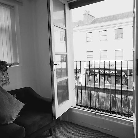 High Street, 2 Bed, Newly Refurb Apartment Leamington Spa Ngoại thất bức ảnh