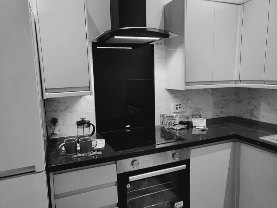 High Street, 2 Bed, Newly Refurb Apartment Leamington Spa Ngoại thất bức ảnh