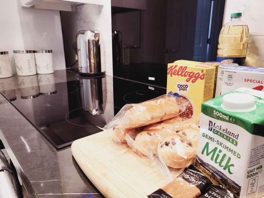 High Street, 2 Bed, Newly Refurb Apartment Leamington Spa Ngoại thất bức ảnh