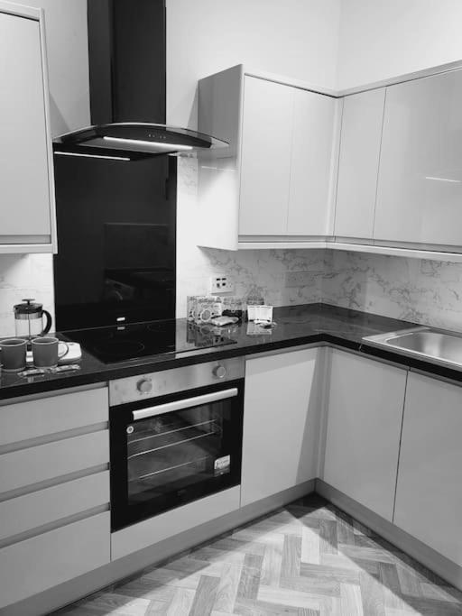 High Street, 2 Bed, Newly Refurb Apartment Leamington Spa Ngoại thất bức ảnh